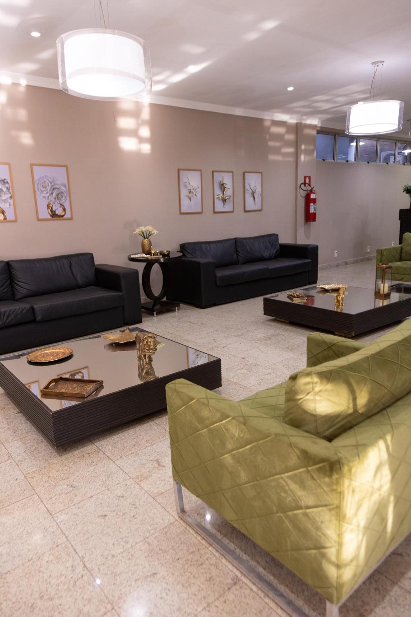 Bombonato Hotel - Facil Acesso Ao Aeroporto E Parque De Exposicoes Abcz Uberaba Buitenkant foto