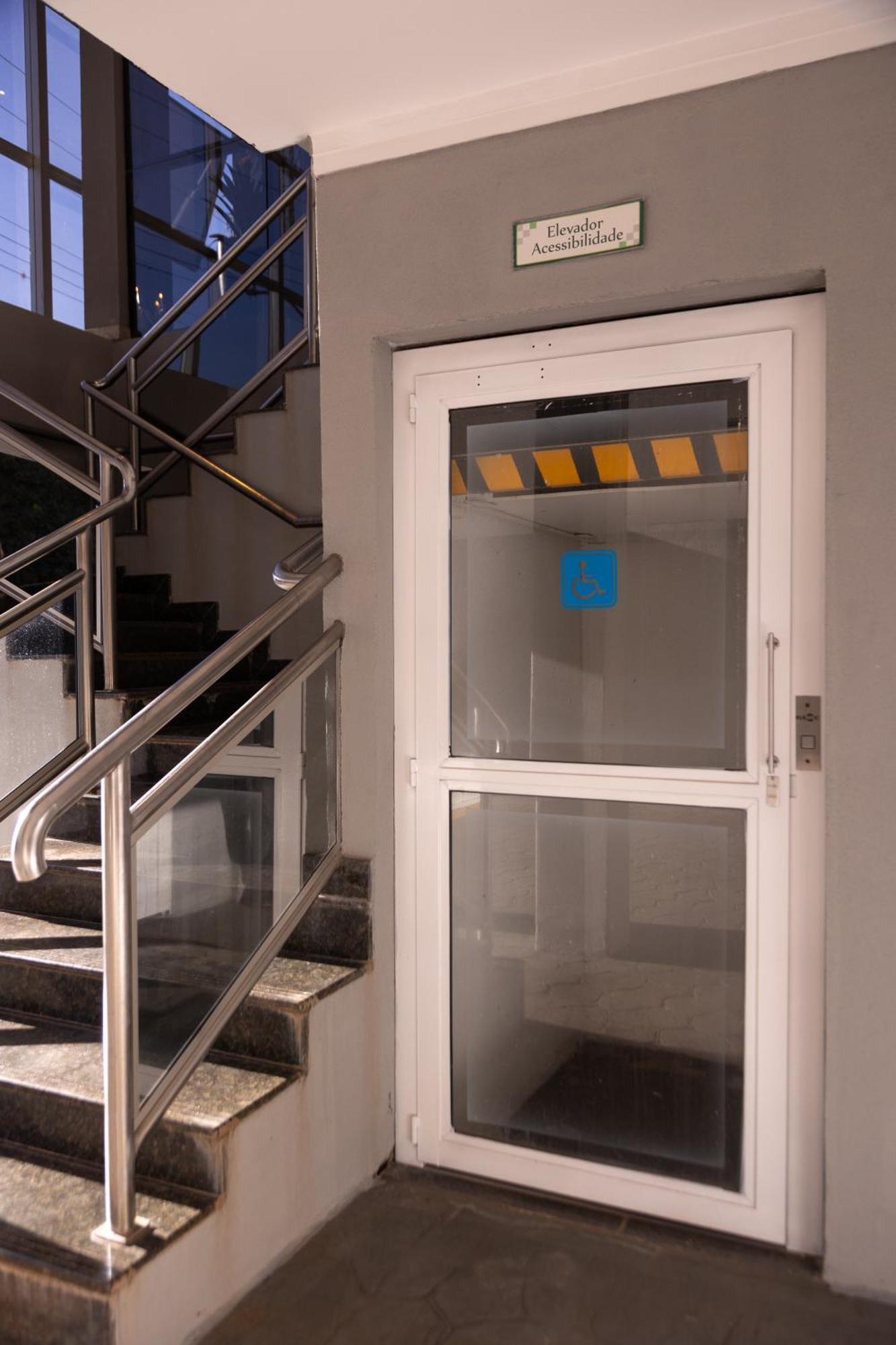 Bombonato Hotel - Facil Acesso Ao Aeroporto E Parque De Exposicoes Abcz Uberaba Buitenkant foto