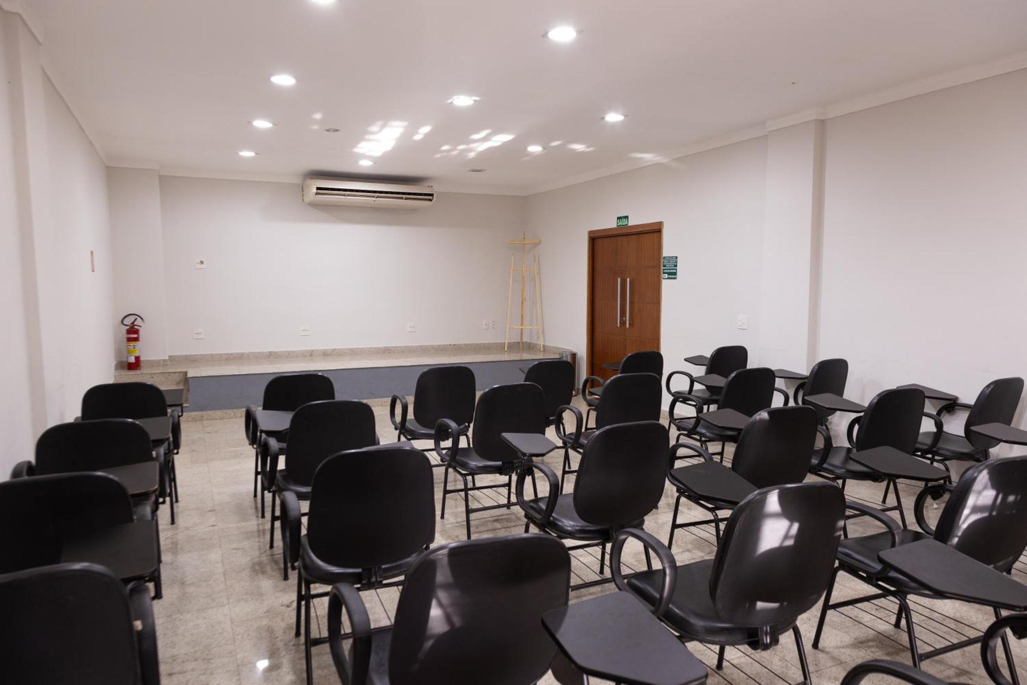 Bombonato Hotel - Facil Acesso Ao Aeroporto E Parque De Exposicoes Abcz Uberaba Buitenkant foto